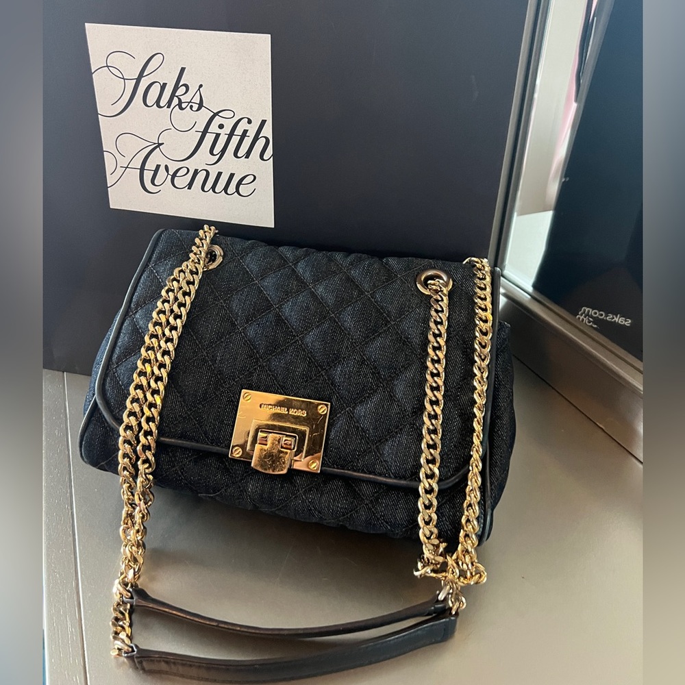 Michael Kors Crossbody - MAKE AN OFFER